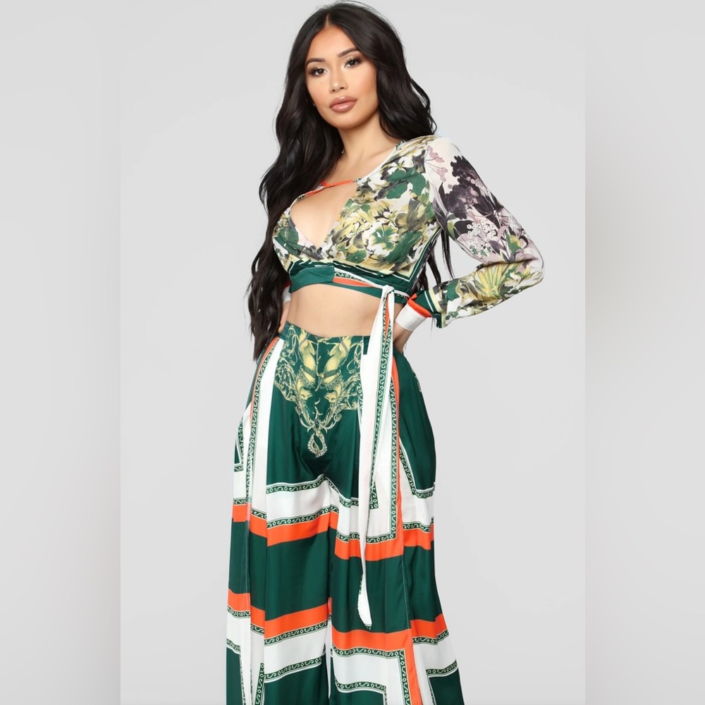 NWOT Fashion Nova Flower Vibes Wide Leg Pant Set matching long sleeve top Large - Picture 9 of 9